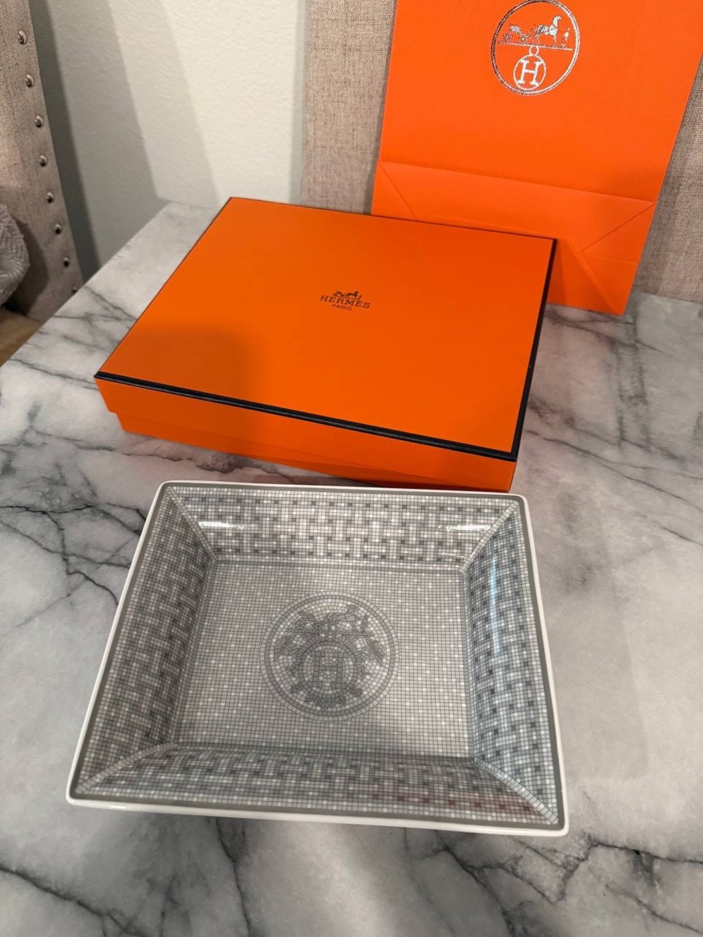 Hermes Mosaique  au 24 platinum change tray